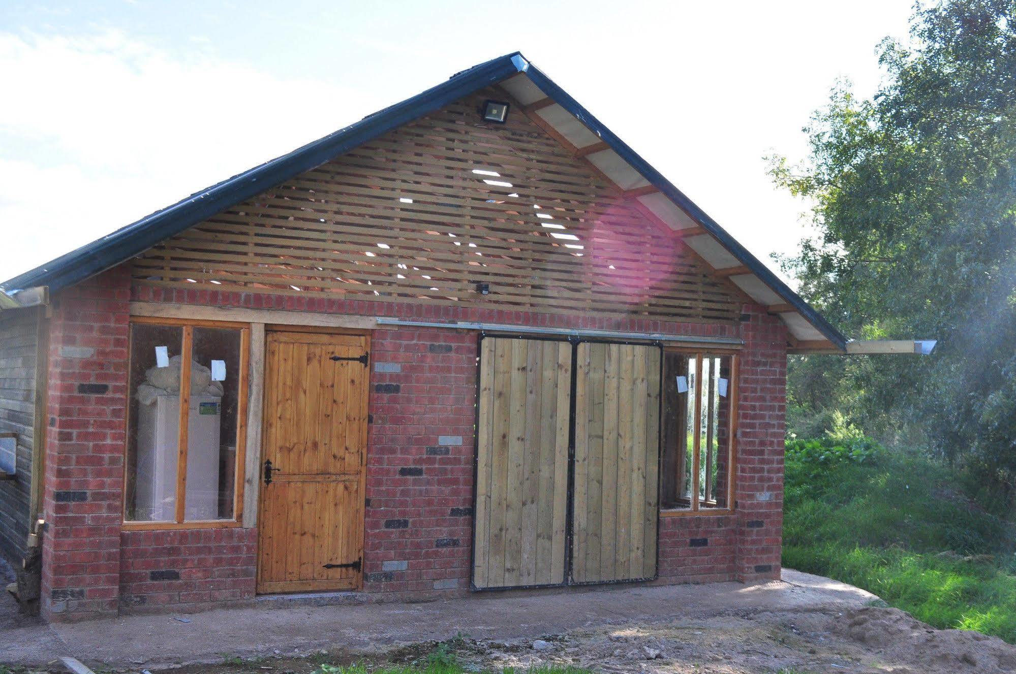 Worcester Glamping Hotel Exterior photo